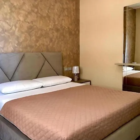 Eldi'S Seaview Apartments